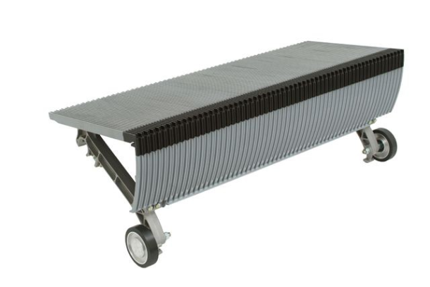 Step, Cleated Riser